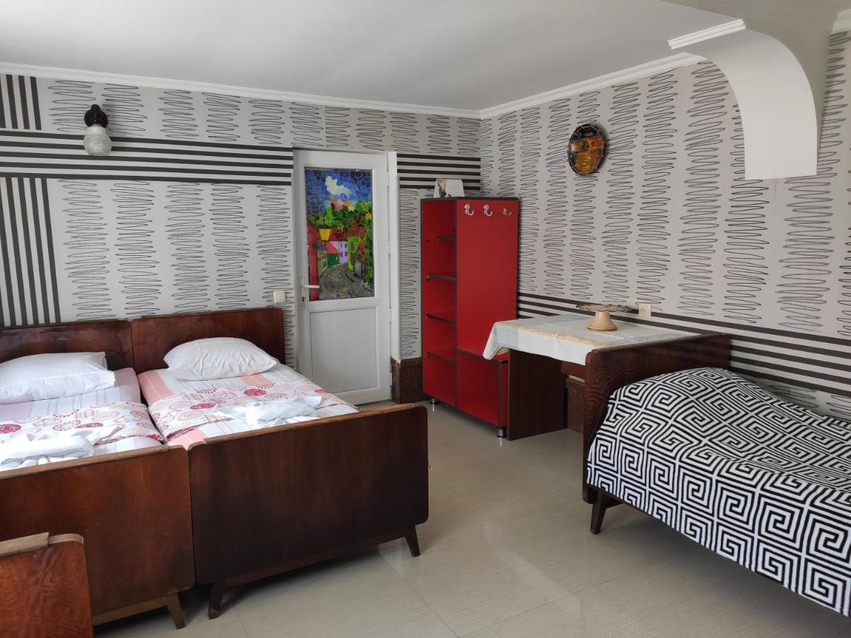 Guest House On Kostava 23 Kobuleti Extérieur photo