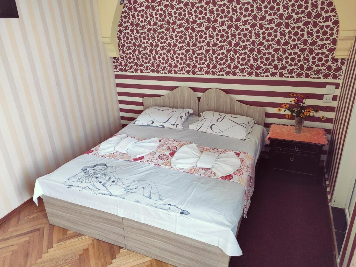 Guest House On Kostava 23 Kobuleti Extérieur photo