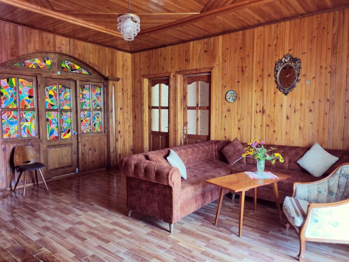 Guest House On Kostava 23 Kobuleti Extérieur photo