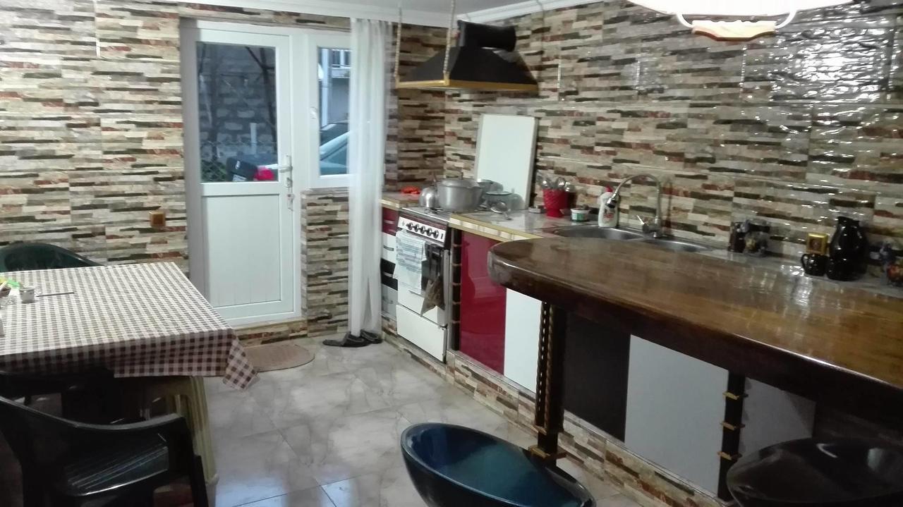 Guest House On Kostava 23 Kobuleti Extérieur photo