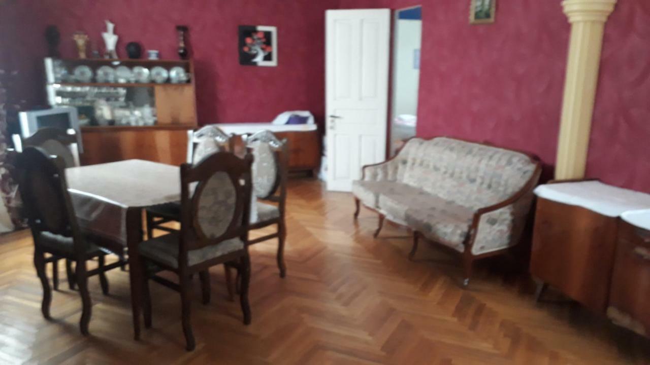 Guest House On Kostava 23 Kobuleti Extérieur photo